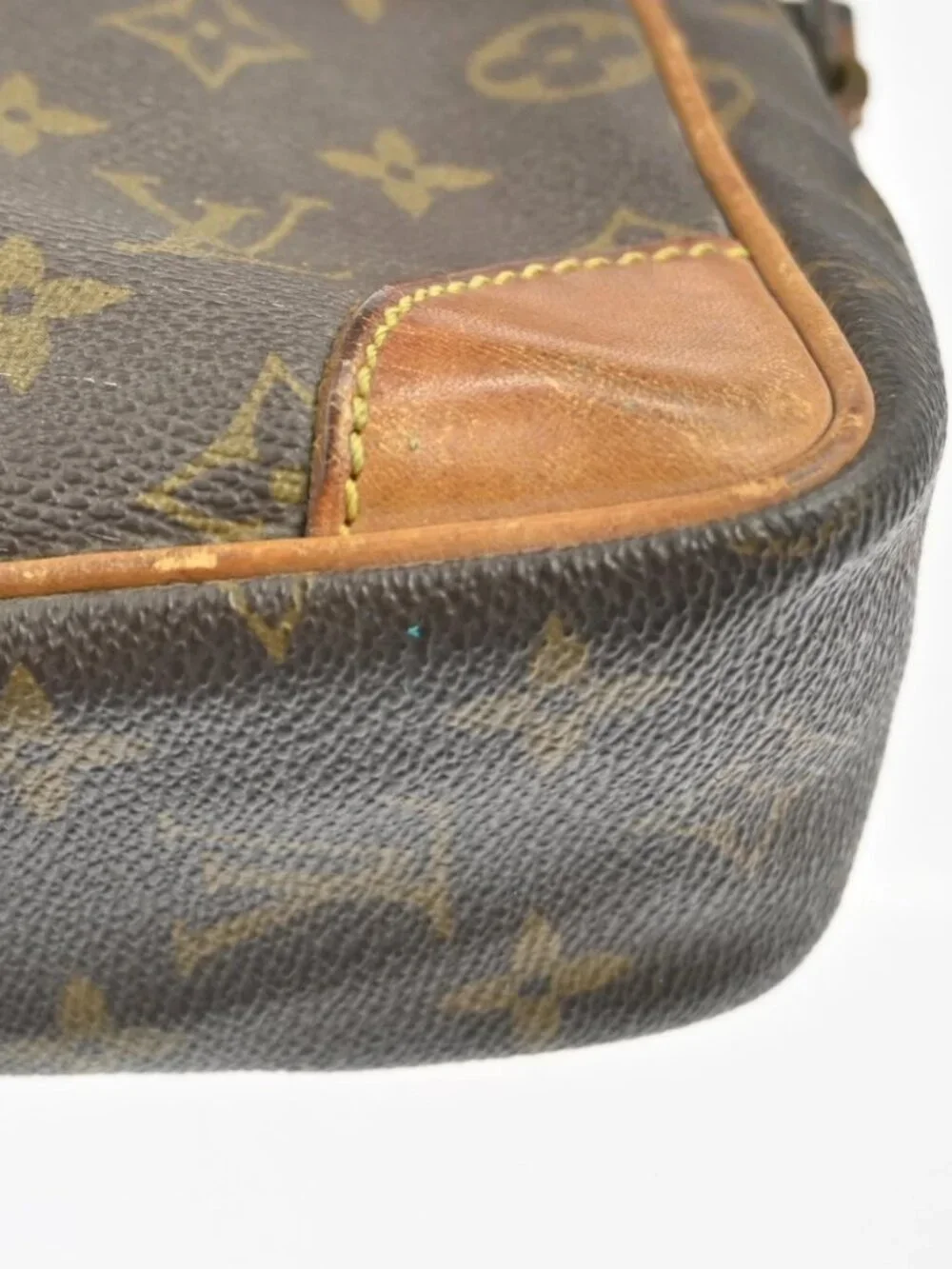 LOUIS VUITTON TROCADERO 27 CROSSBODY SHOULDER BAG